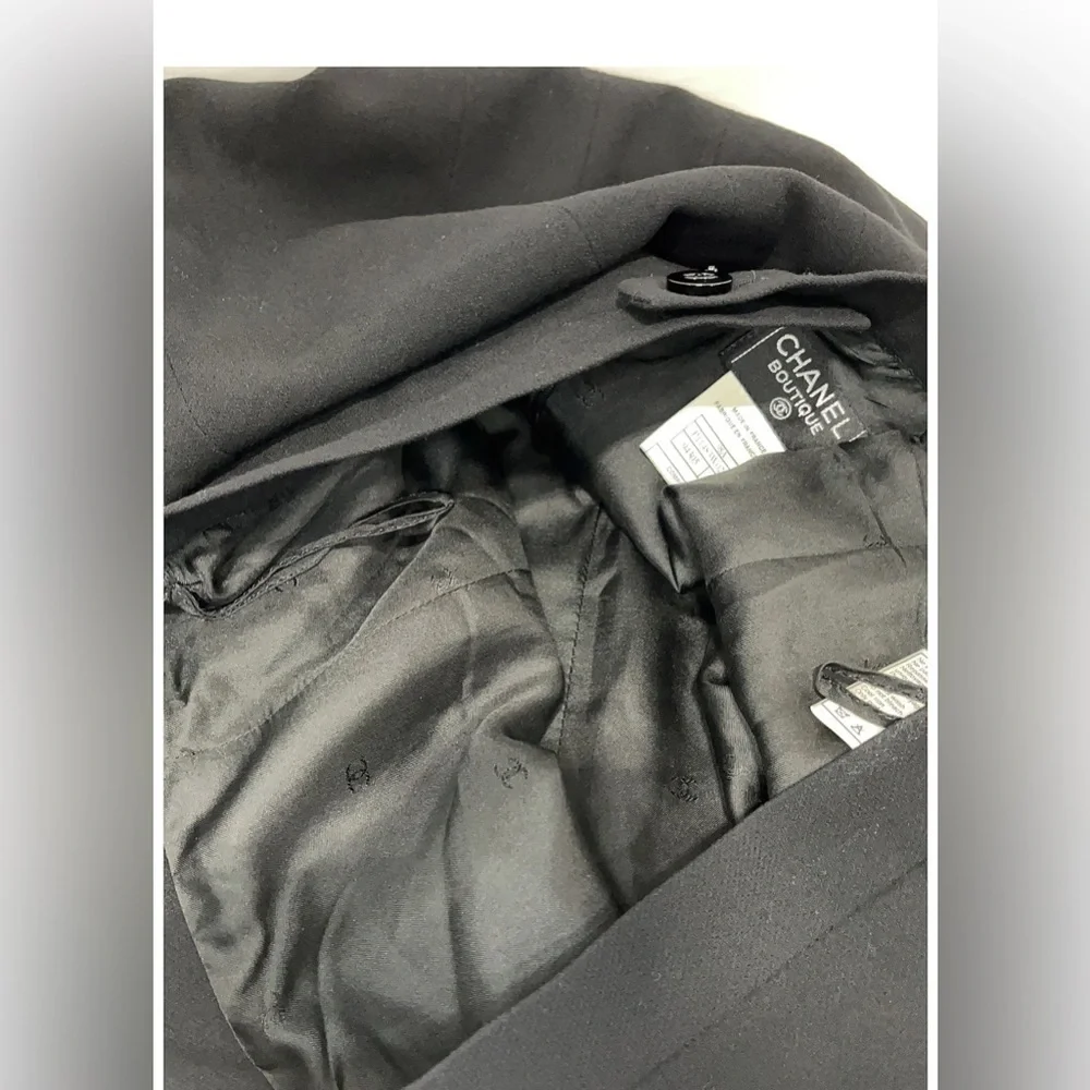 CHANEL Black Wool Skirt •44